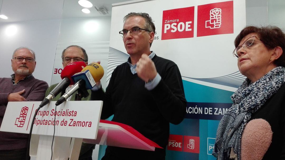 El portavoz del Grupo Socialista en la Diputación Provincial, Antonio Plaza