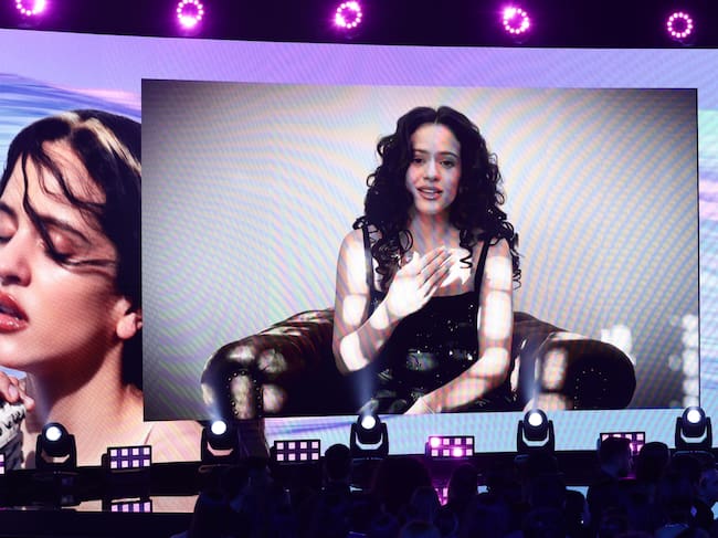 Rosalía en el momento del agradecimiento de los premios Billboard Mujeres Latinas en la Música