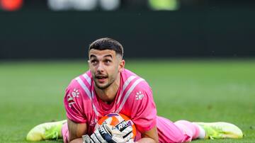 "Joan Garcia aspira a guanyar més títols i més diners que a l'Espanyol"