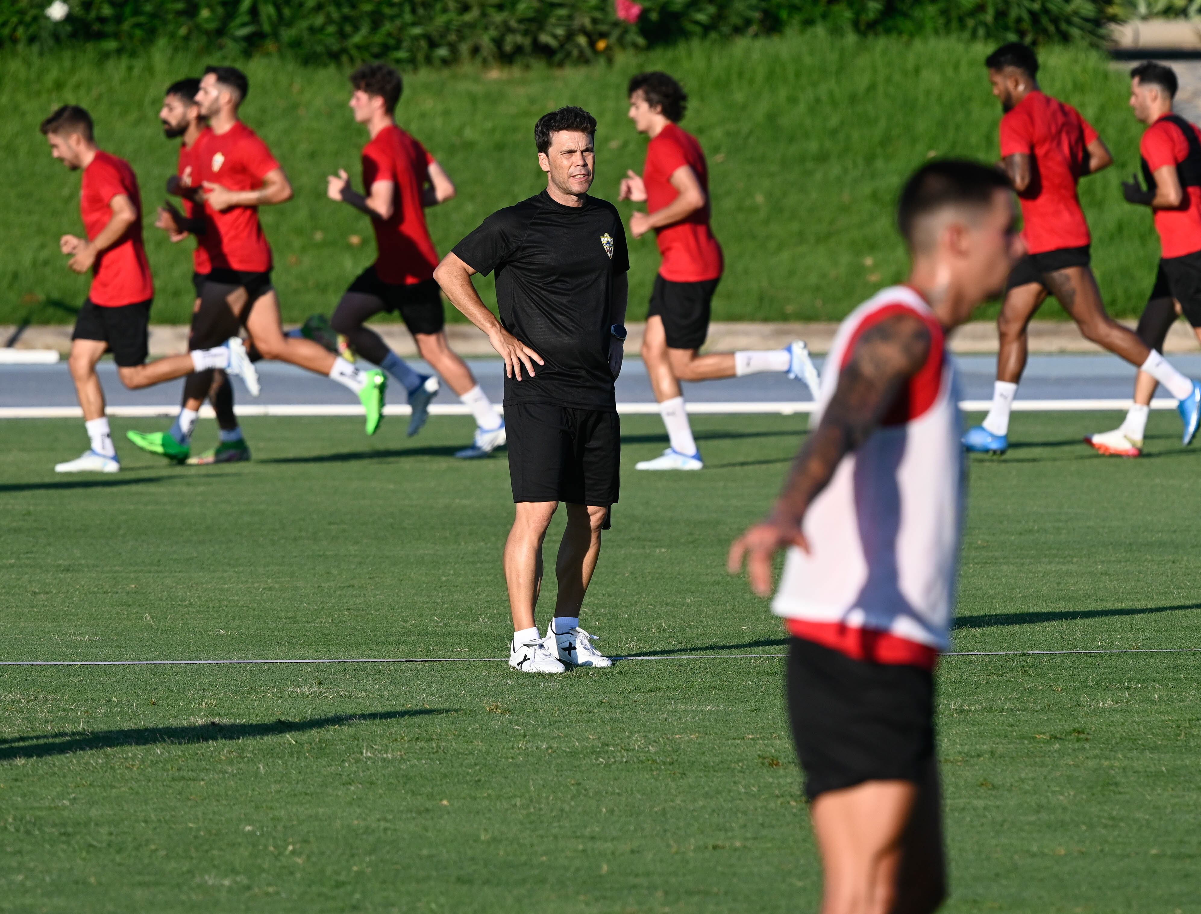 Rubi en el campo Anexo del Power Horse Stadium.