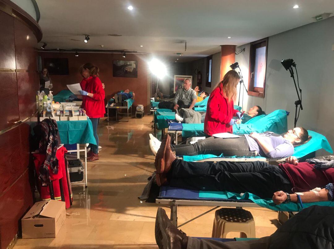 Maratón de donación de sangre de Radio Castellón en el Teatro Principal