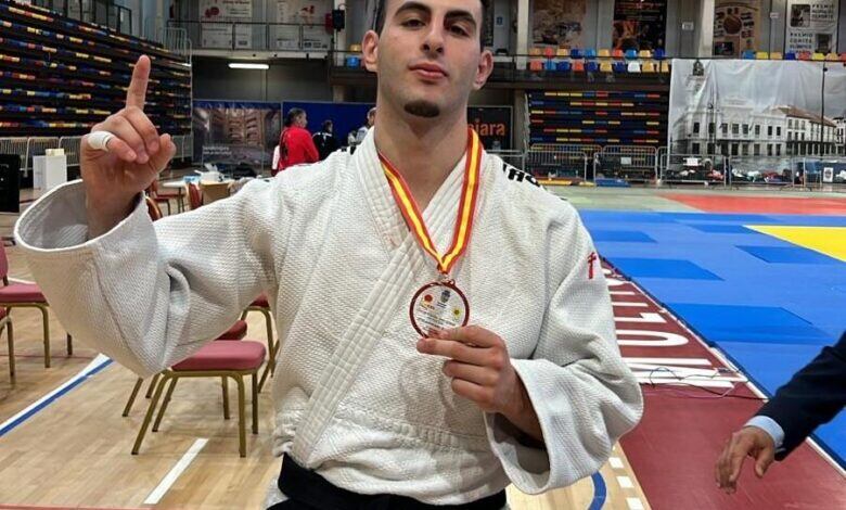 El judoka tomellosero Samuel Pradillos Ruiz logra el bronce en el Campeonato de España Absoluto Sector Sur