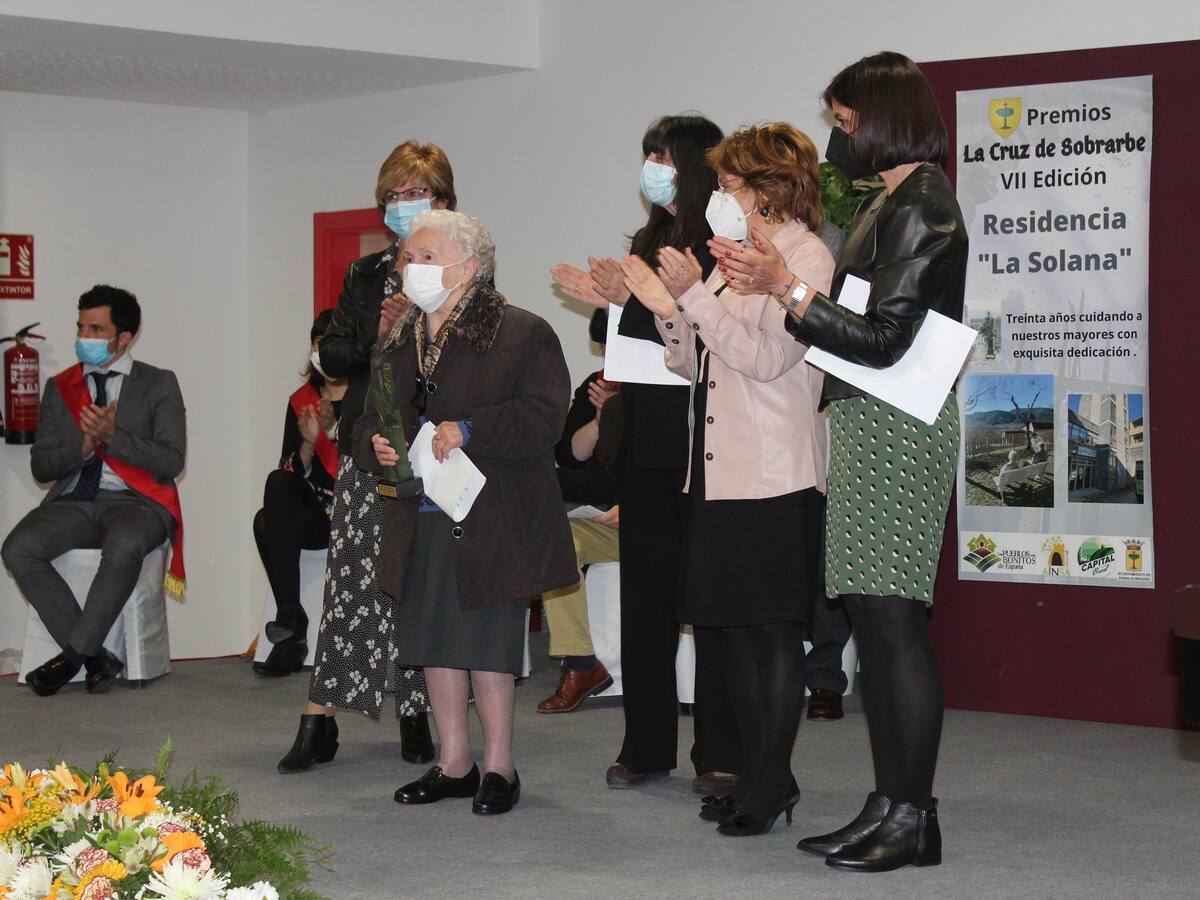 Aínsa entrega los premios La Cruz de Sobrarbe