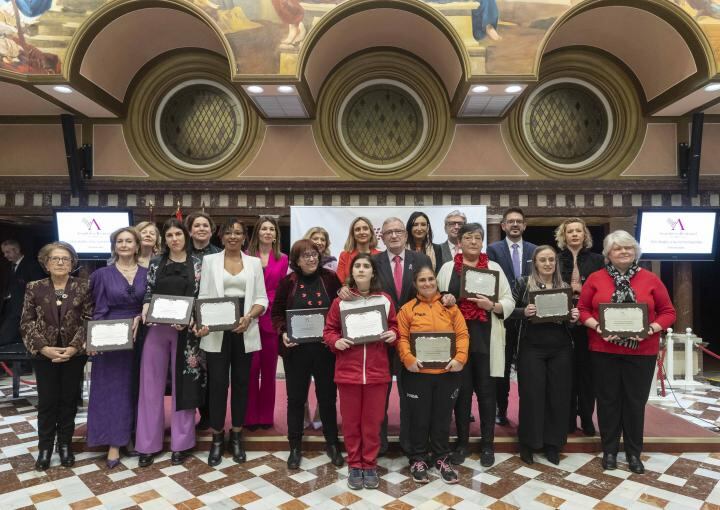 Acto de Homenaje a Asociaciones de Mujeres y entidades con motivo del Día Internacional de la Mujer