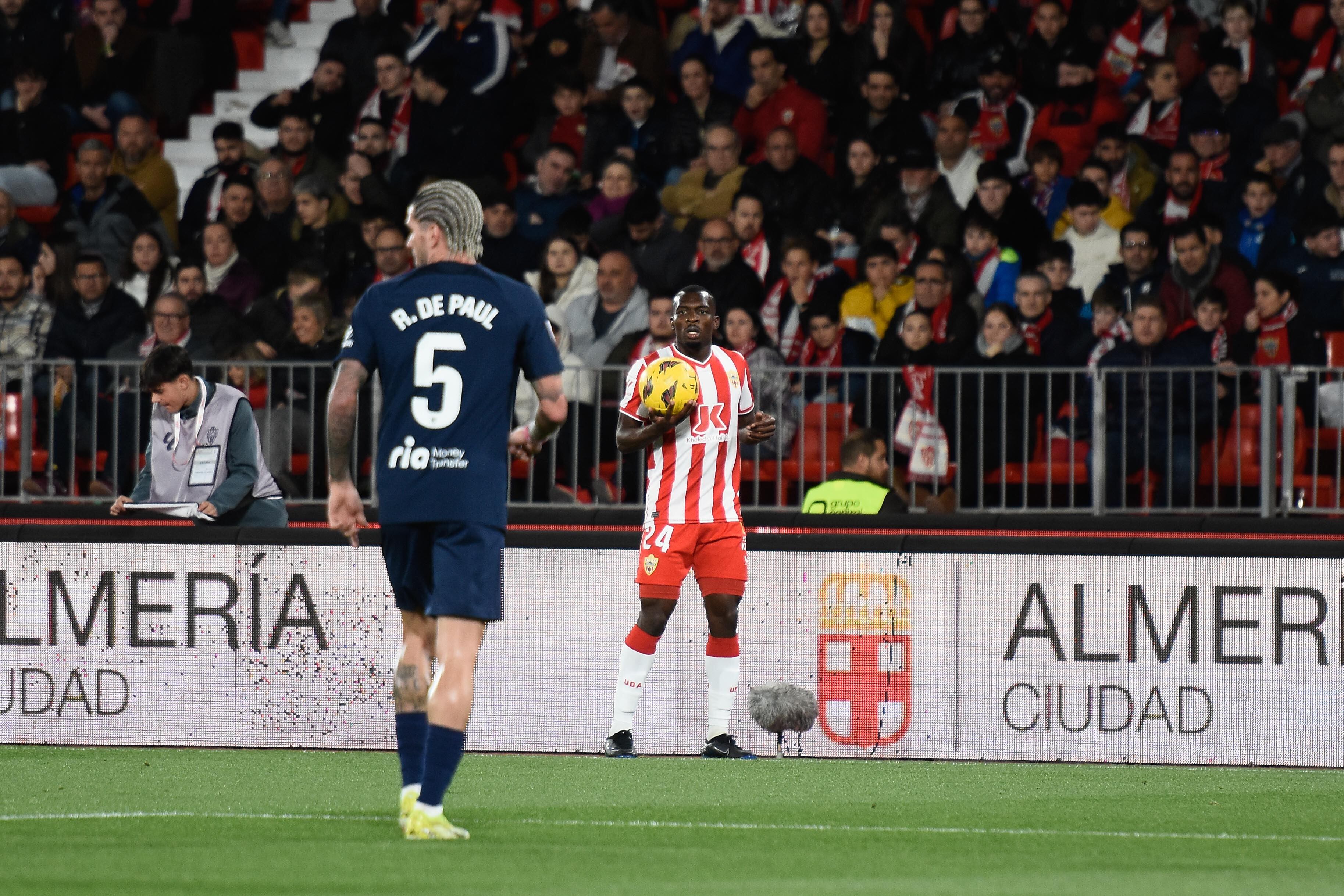 El primer fichaje para la siguiente temporada esta cerrado, es el lateral Bruno Langa.