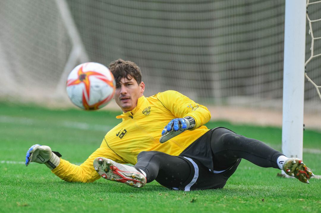 El Elche vuelve a los entrenamientos