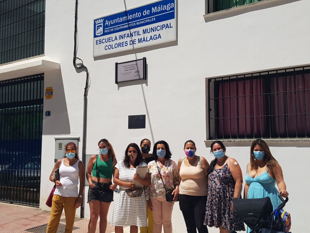 Madres en la Guardería Municipal de Málaga