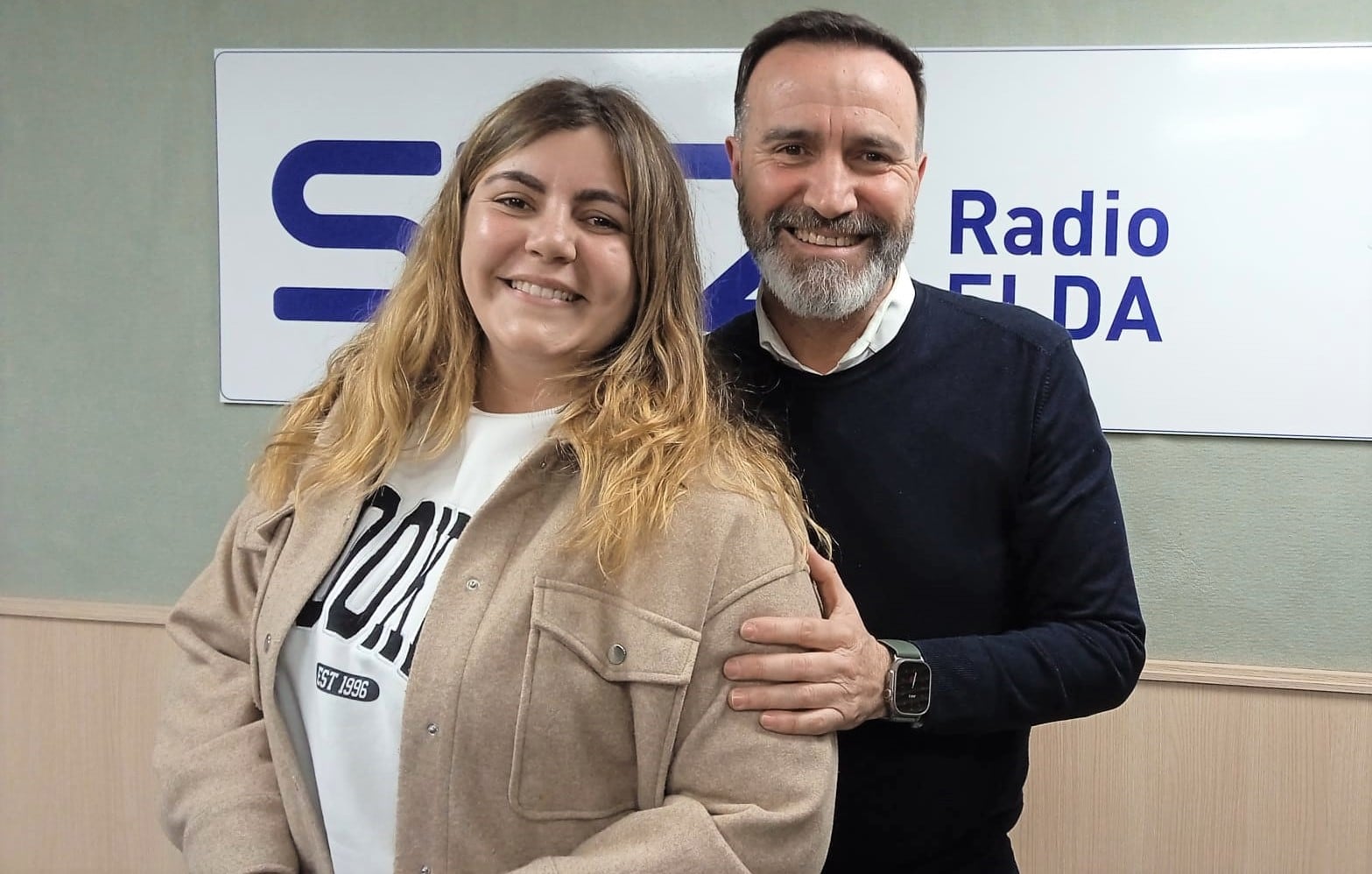 Abanderada y Capitán de los Moros Marroquíes en el estudio de Radio Elda SER.