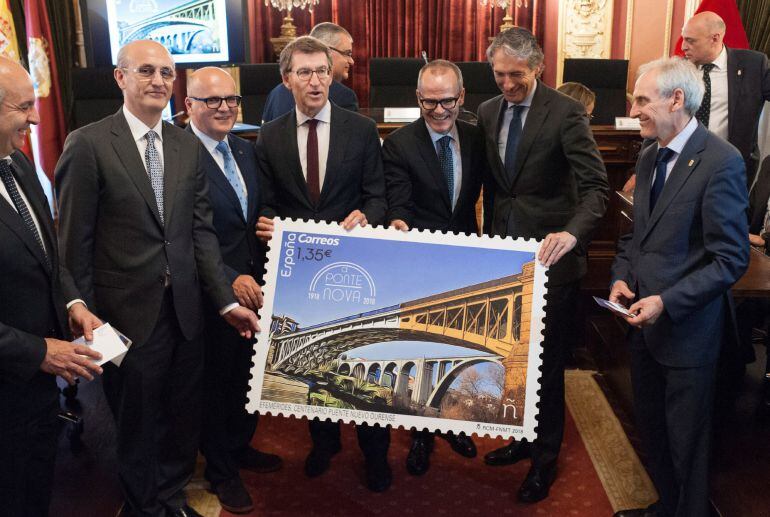 Un sello dedicado al centenario de la construcción del Puente Nuevo de la ciudad, cuya obra finalizó un 21 de junio de 1918, tras ocho años de construcción.