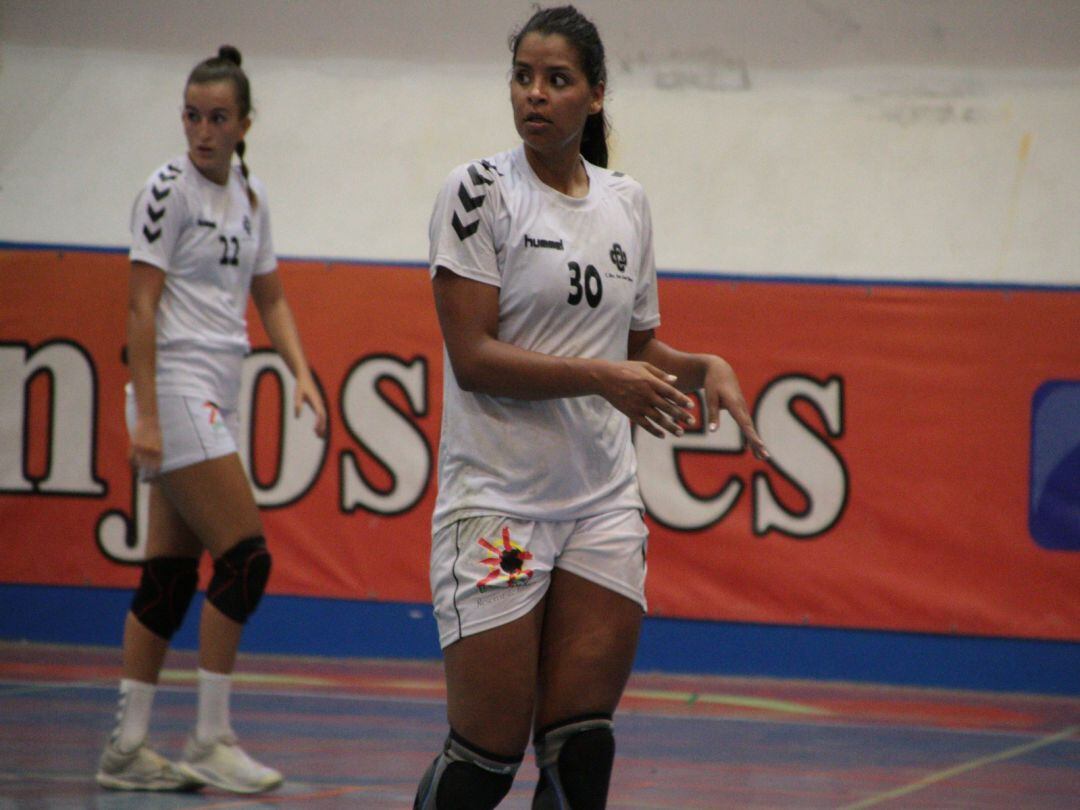 Alicia Torres en un partido con el San José Obrero.