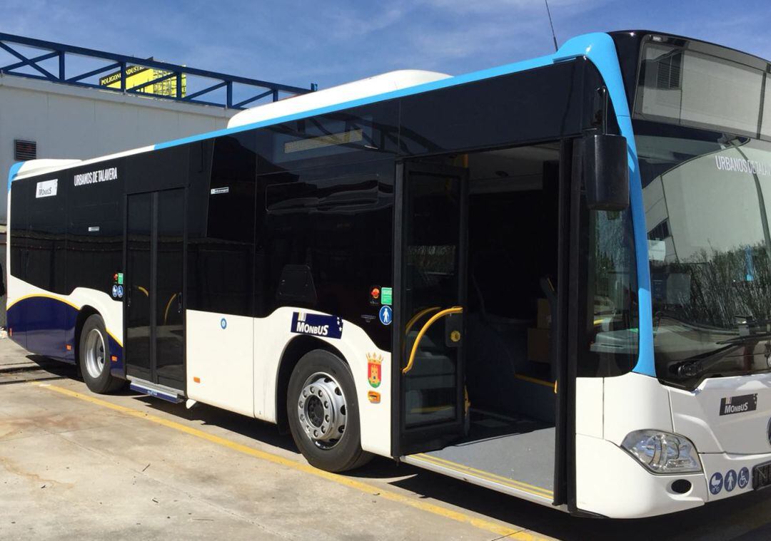 Más autobuses urbanos para compensar la reducción en el aforo