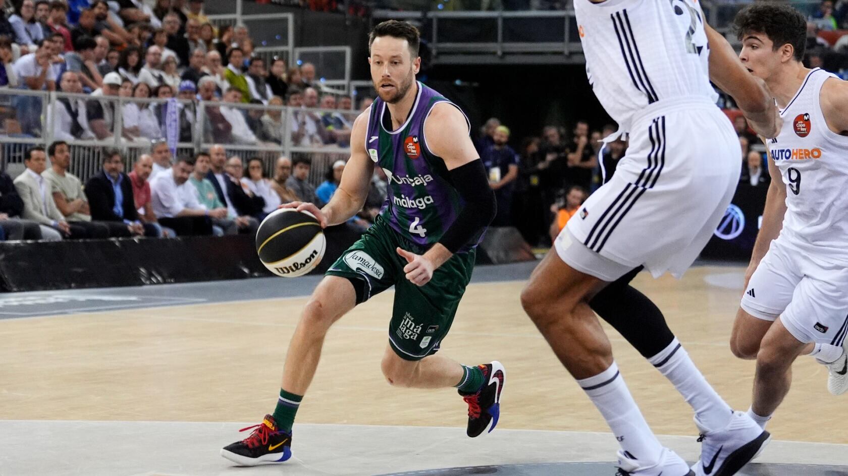 El escolta del Unicaja Tyler Kalinoski, en un partido ante el Real Madrid