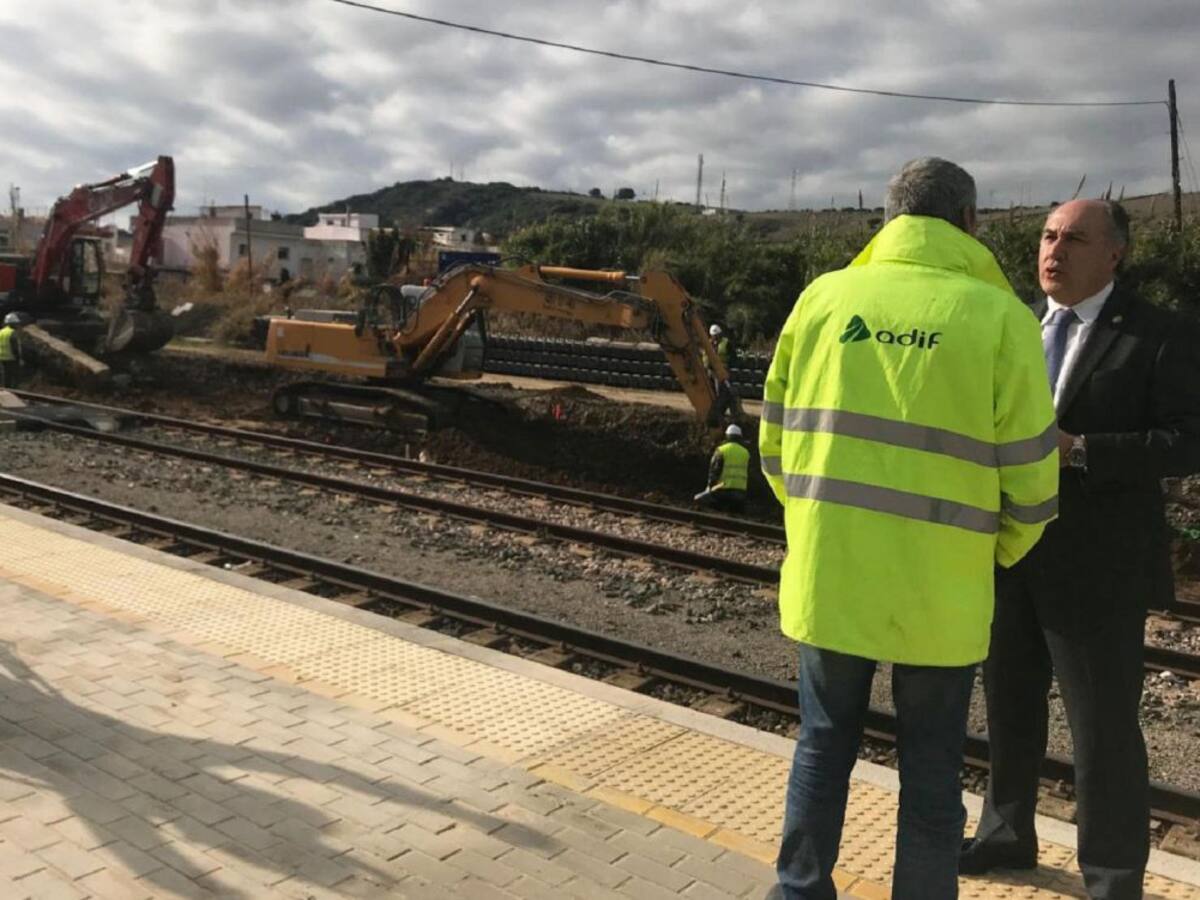 Landaluce reclama que la modernización de la Algeciras-Bobadilla deje de sufrir más retrasos
