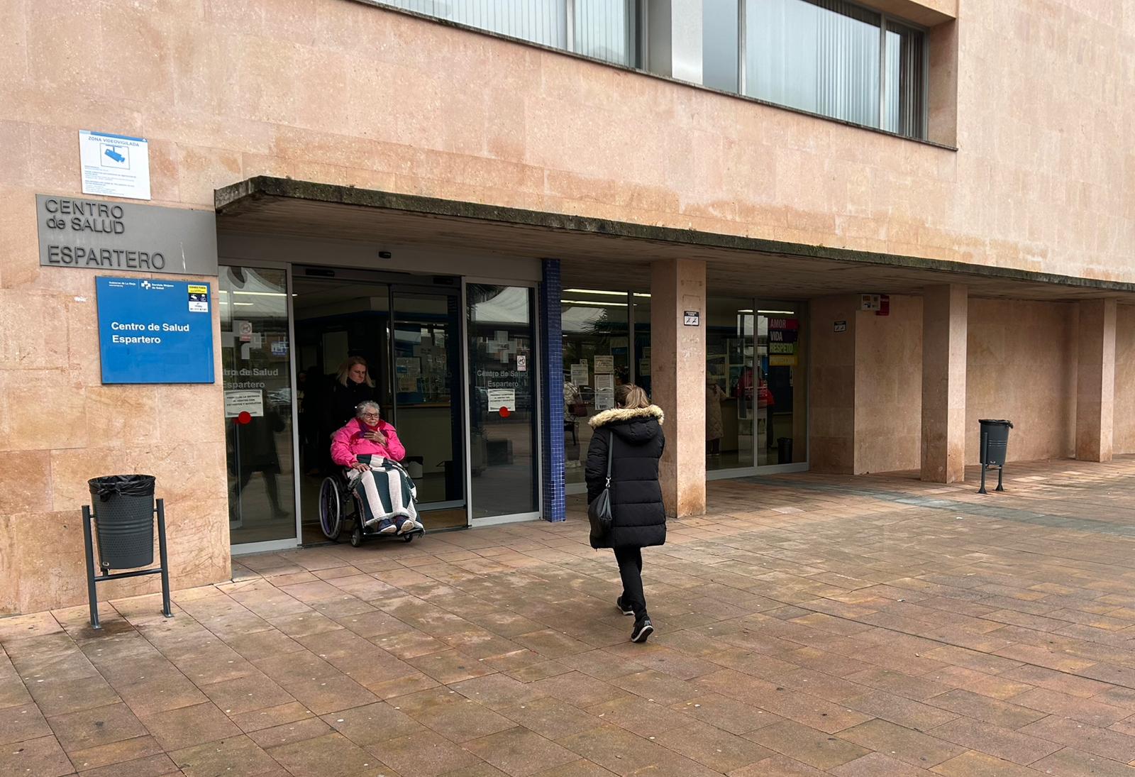 El Centro de salud Espartero en Logroño registra un aumento de su actividad como consecuencia de la incidencia de la gripe y las infecciones respiratorias.