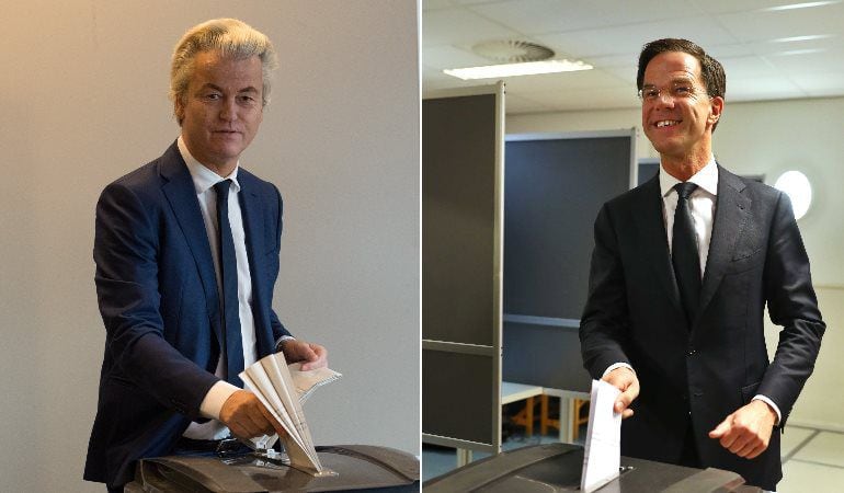 El líder ultraderechista y el primer ministro de Países Bajos, Geert Wilders y Mark Rutte, respectivamente, depositan su voto en La Haya.