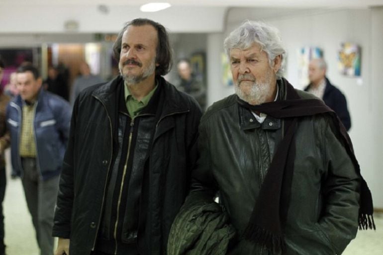 Xosé Manuel Beiras junto al candidato de En Marea por Lugo, Miguel Anxo Fernán Vello, antes de participar en un mitin en Monforte