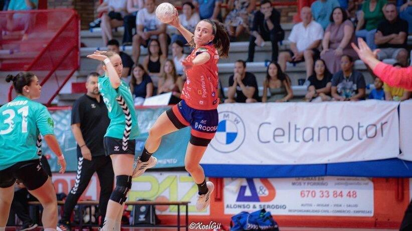 La guipuzcoana Maddi Bengoetxea llega al Elda Prestigio