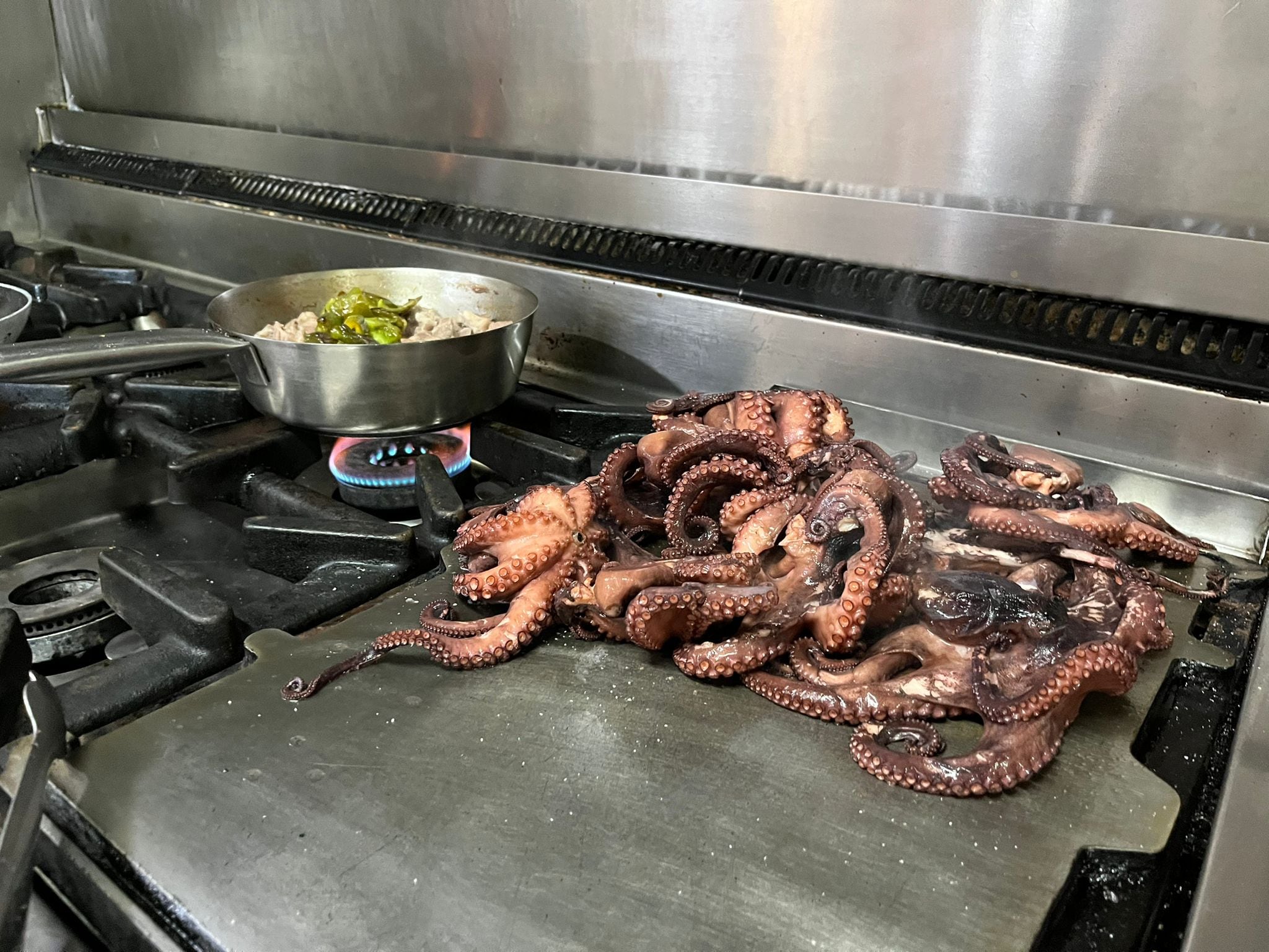 Pulpo a la cartagenera en el restaurante El Carpi