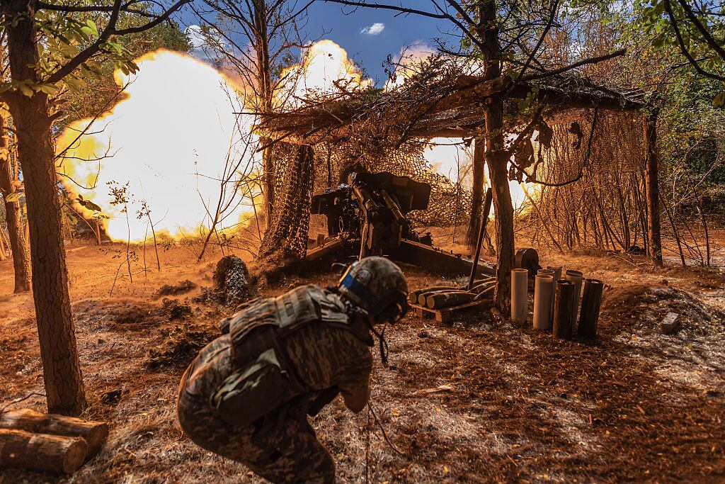 Rusia lanza uno de los mayores ataques de la guerra en Ucrania y deja 200 muertos.