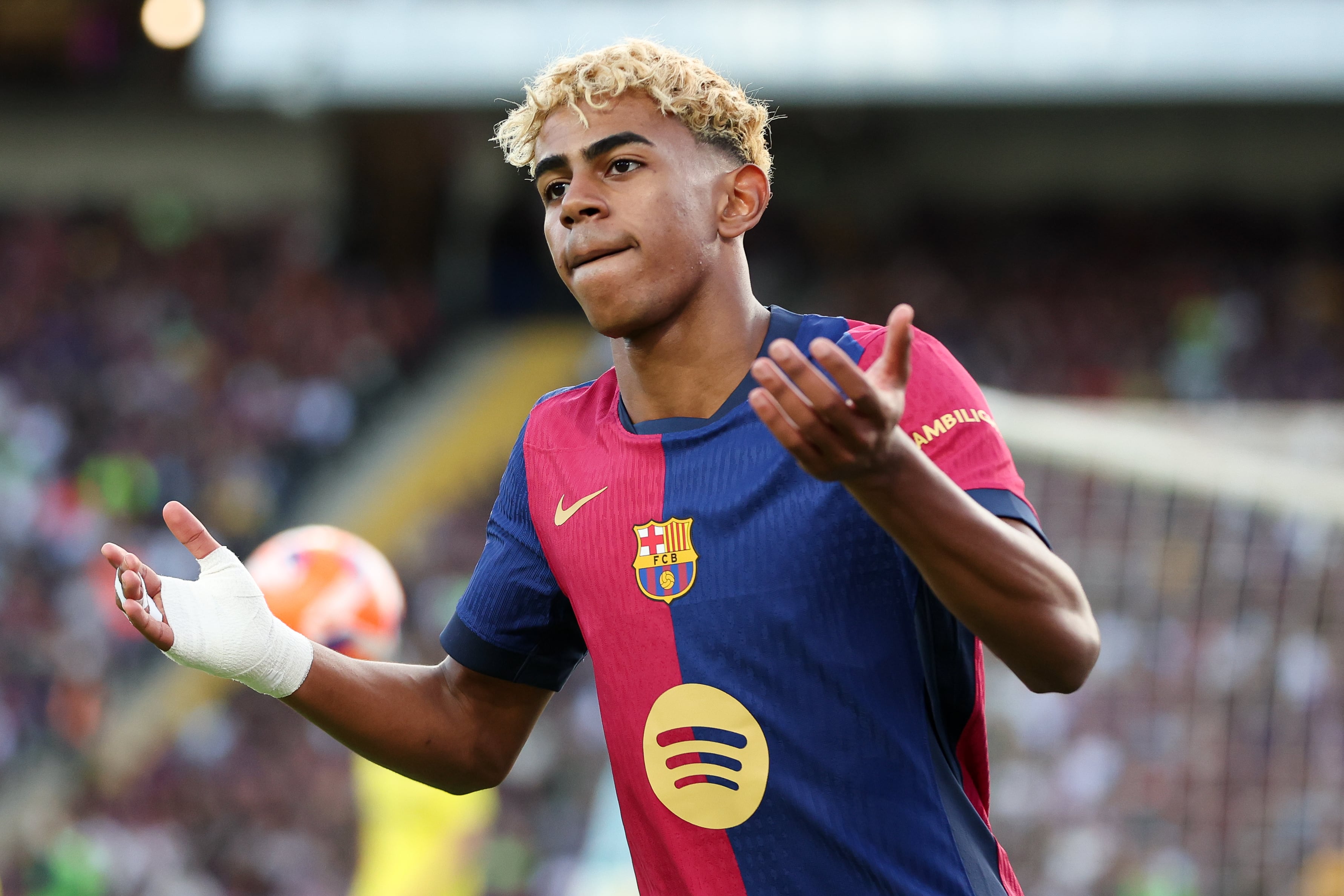 FC Barcelona v Villarreal CF - La Liga EA Sports