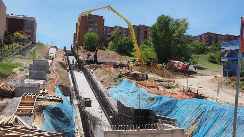 Obras de los ascensores en Parquesol, Valladolid