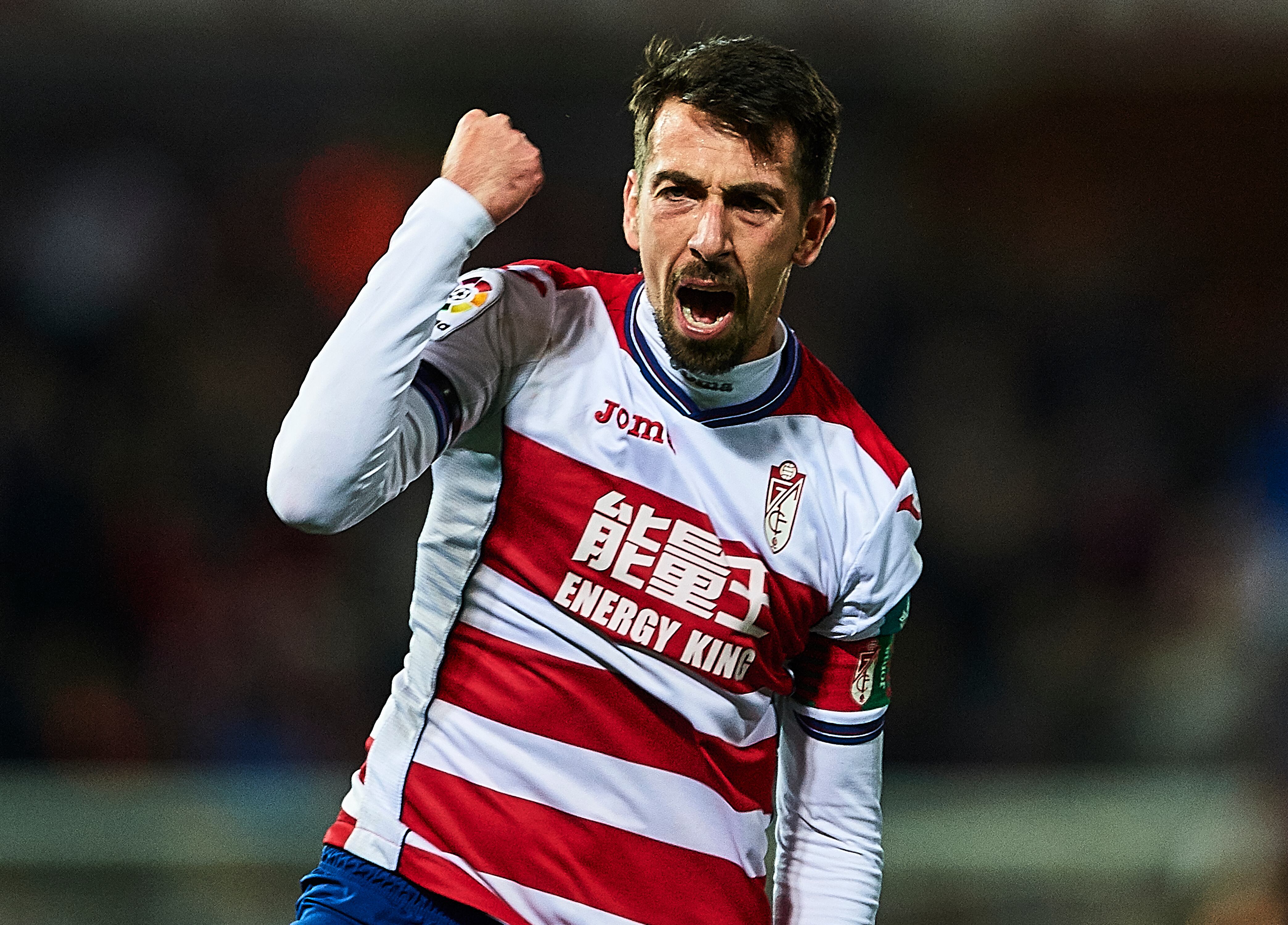 Isaac Cuenca, durante su etapa como jugador del Granada CF
