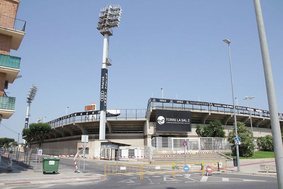 La iluminación del estadio Castalia no ha podido ser sustituida a tiempo a consecuencia del temporal