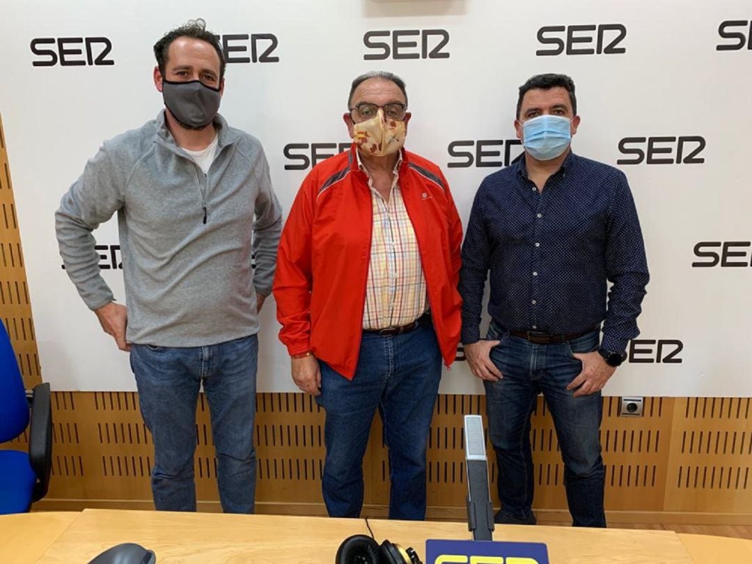 Jorge Fenor, Pepe Pallarés y Txema Almela en los estudios centrales de la Cadena SER en la Región de Murcia