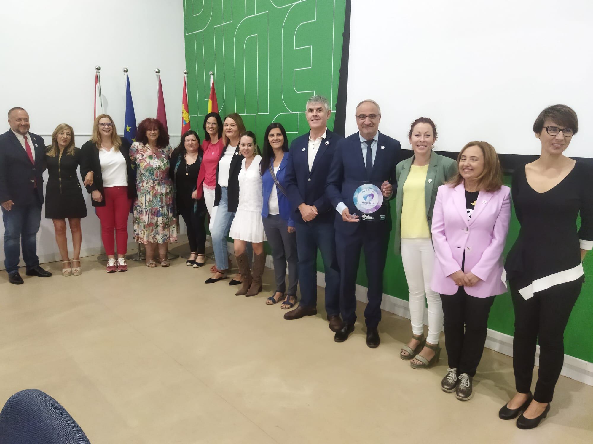 Acto de entrega del reconocimiento al centro asociado de la UNED en Ponferrada