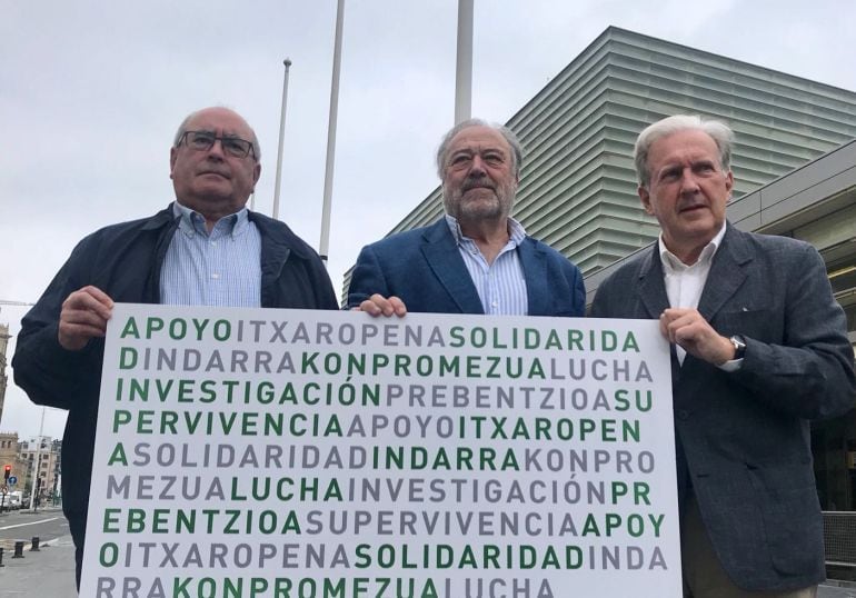 Las AECC de las provincias vascas se han unido para celebrar el I congreso &quot;Euskadi contra el cáncer&quot;.