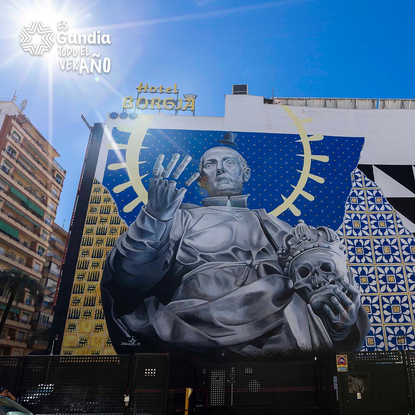 Imagen del mural obra de Diego AS en Gandia.