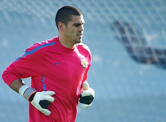 Valdés se ejercita durante un entrenamiento