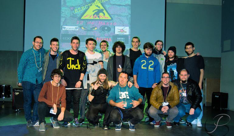 Así de contentos se mostraron los ganadores de este concurso musical tras conocer el veredicto del jurado