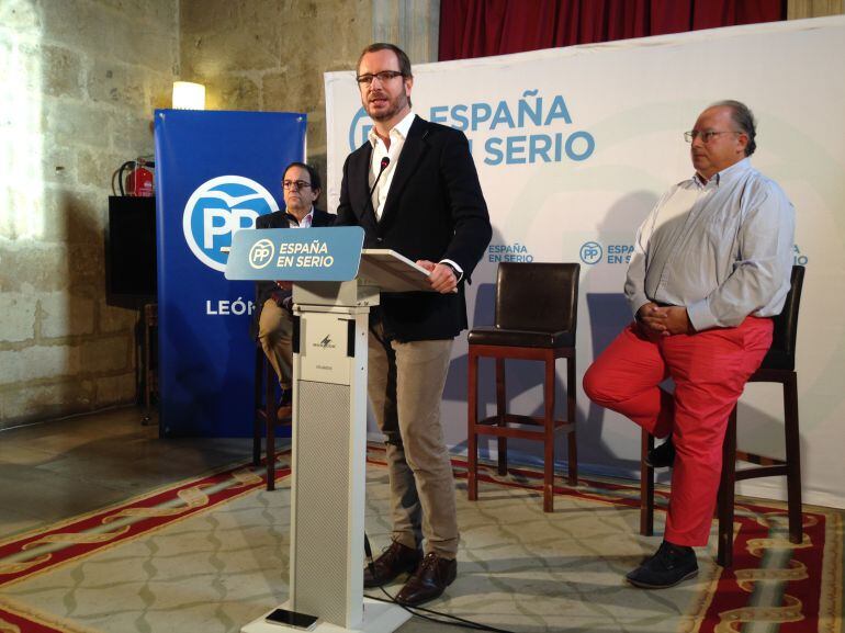 Javier Maroto, durante la presentación del programa electoral del PP en León