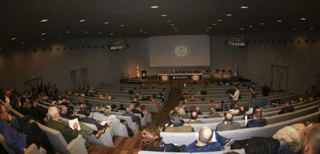 Junta de accionistas de Deportivo