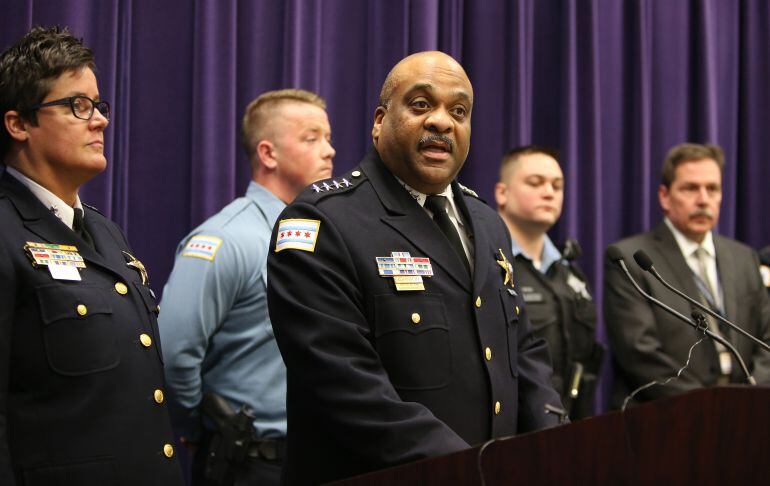 El Superintendente de la Policía de Chicago, Eddie Johnson, durante una rueda de prensa