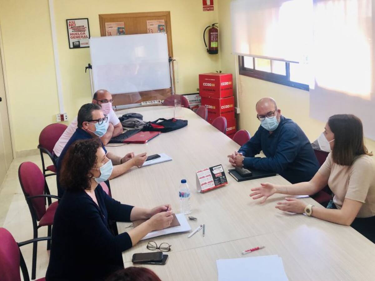 Compromís se reúne con CCOO para abordar "una salida social y verde a la crisis" por la COVID-19