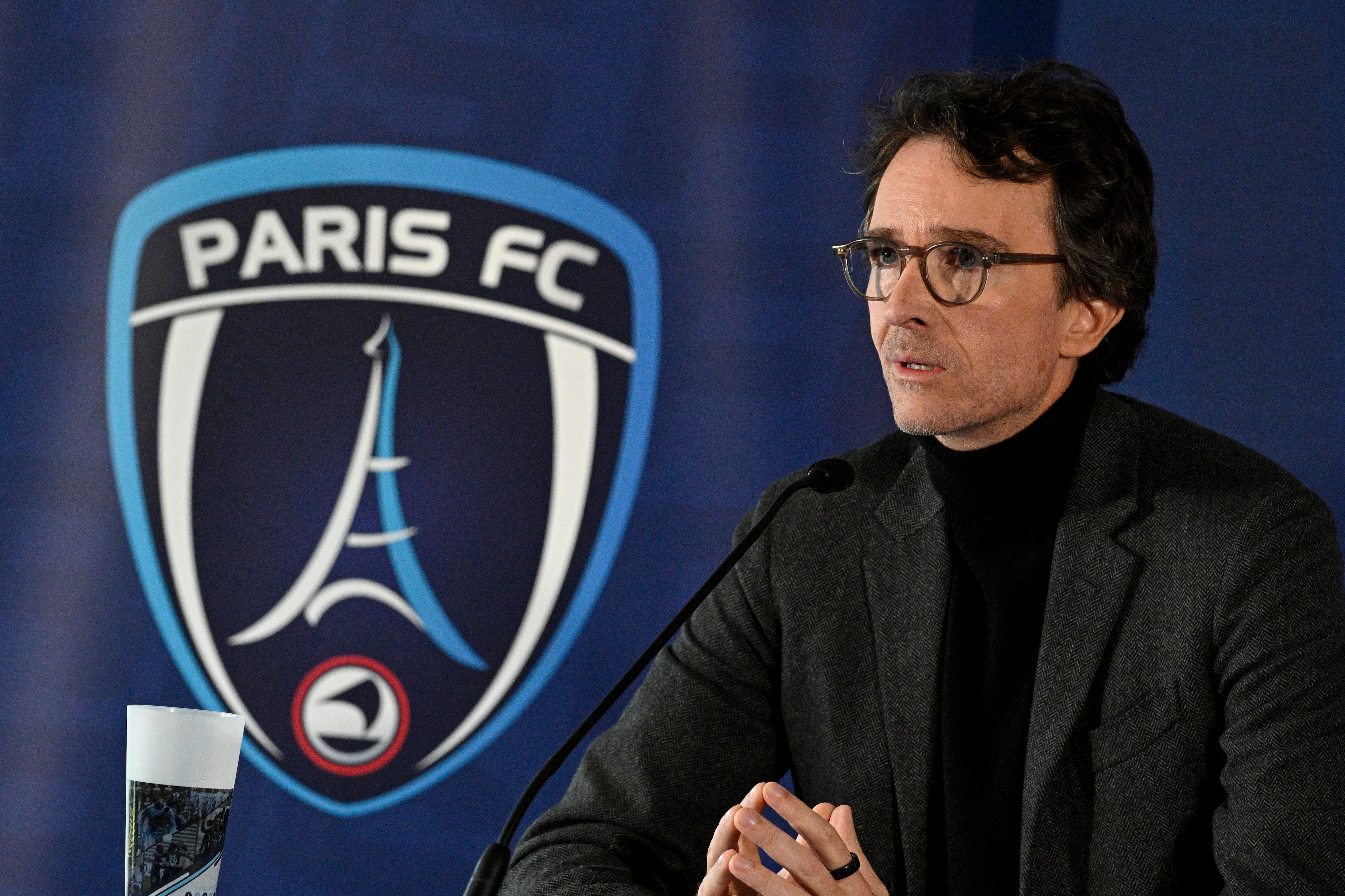 Antoine Arnault, en la rueda de prensa del Paris FC