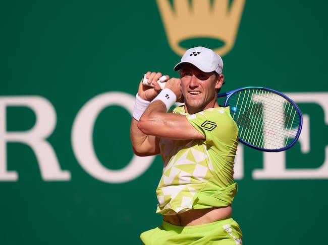 MONTE-CARLO, MONACO - APRIL 08: Casper Ruud of Norway returns a ball during his Round of 32 match against Corentin Moutet of France on day four of the Rolex Monte-Carlo Masters at Monte-Carlo Country Club on April 08, 2026 in Monte-Carlo, Monaco. (Photo by Mateo Villalba/Getty Images)
