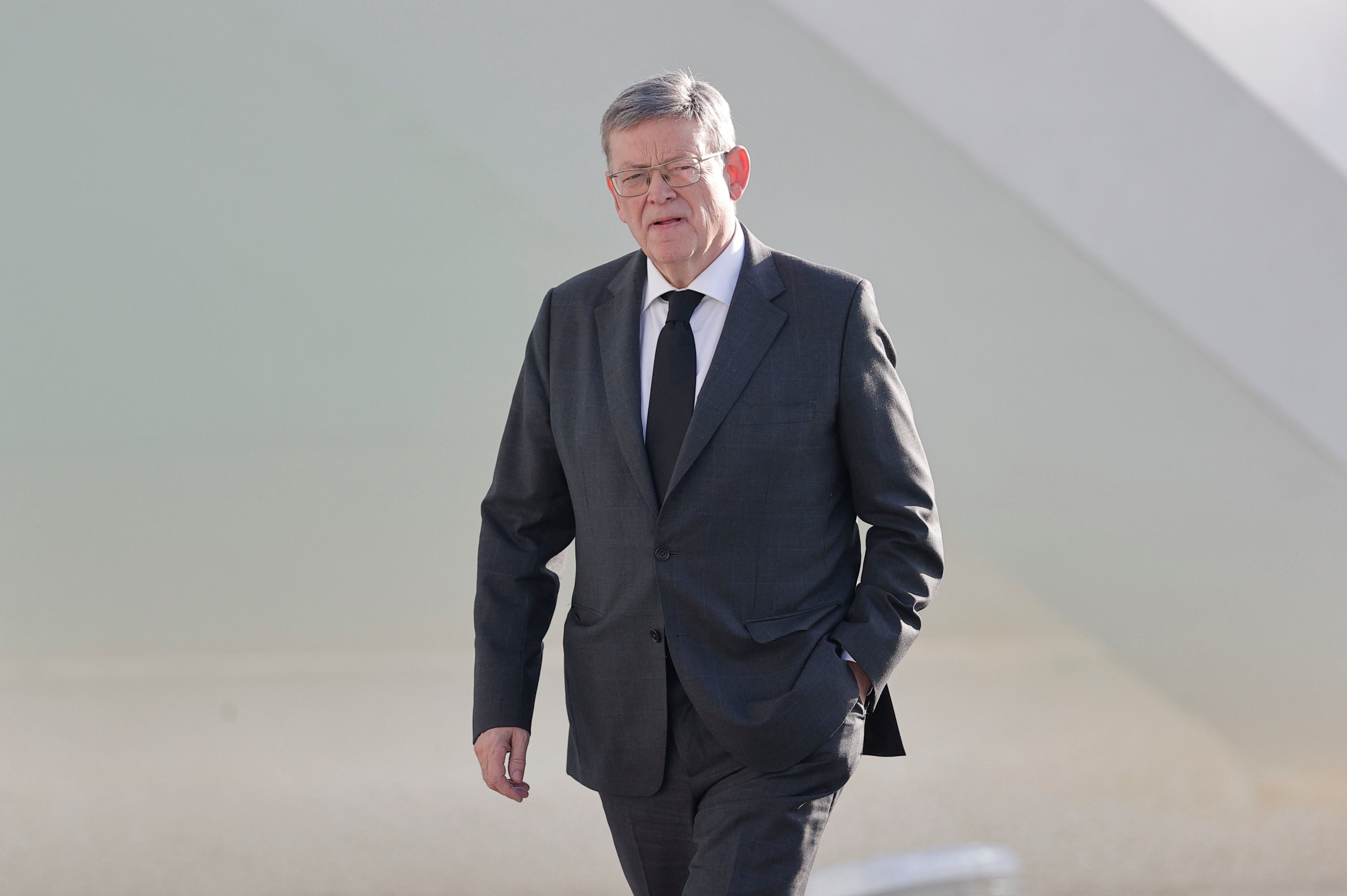 Ximo Puig, sobre el futuro de la Generalitat tras la dimisión de Mazón: "Tener un presidente interino o que lo elija la extrema derecha, es una falta de respeto al pueblo valenciano"