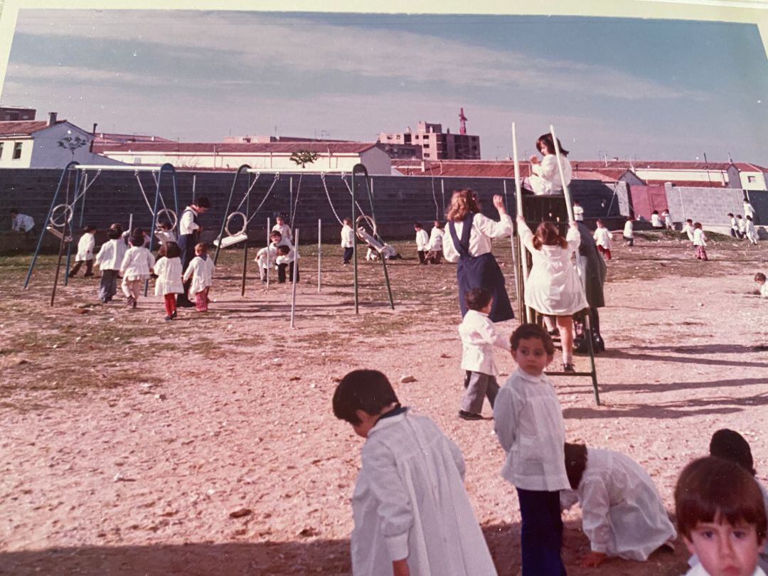 Patio de la Escuela Infantil (años 80)