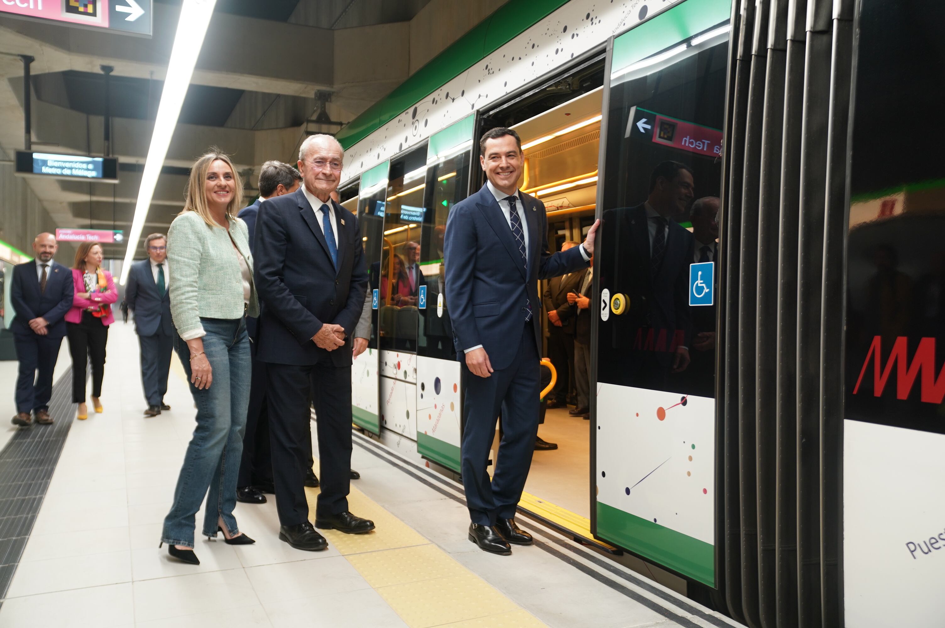 Moreno Bonilla en la inauguración del ramal del metro de Málaga hasta el centro de la ciudad