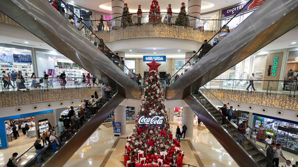Ignacio Martínez de Pisón: "Al 2026 le pido lo mismo que los militantes del PSOE le pedían a Zapatero cuando llegó a la presidencia: no cambies"
