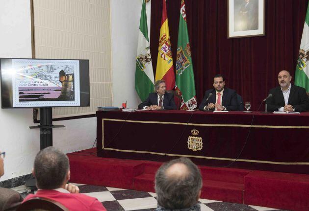 Presentación del sello conmemorativo del tricentenariod del traslado de la Casa de Contratación de Cádiz