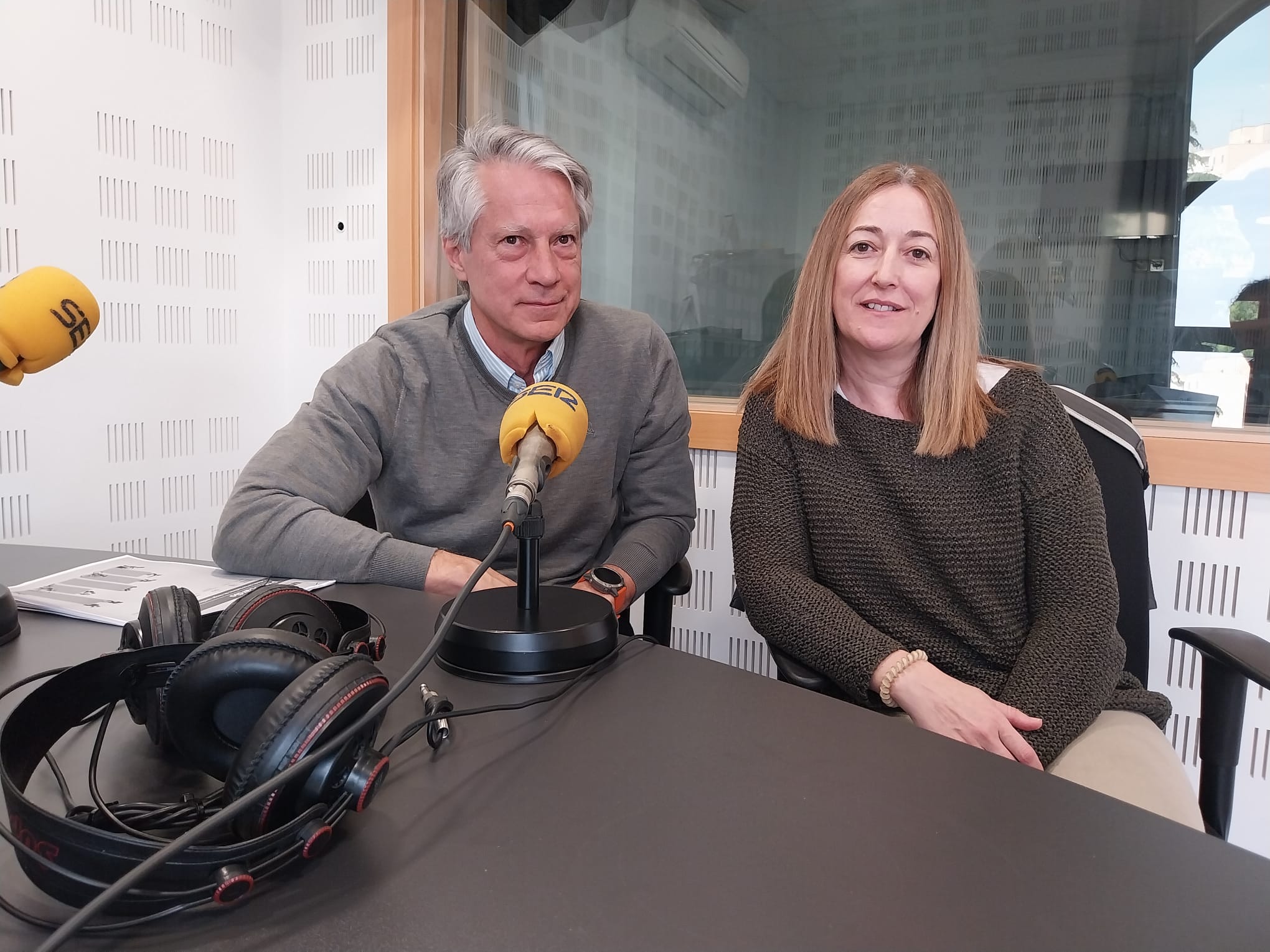 Entrevistamos a Alejandro Curcio, jefe de cardiología del Hospital de Fuenlabrada, y a Alicia González, supervisora de hospitalización de cardiología