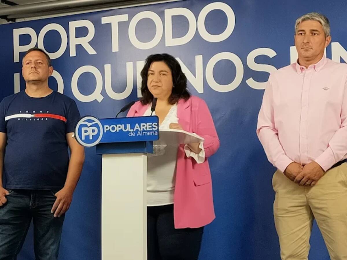 Denuncian al alcalde de Bayárcal (PSOE) por llevarse dos vacas de titularidad municipal