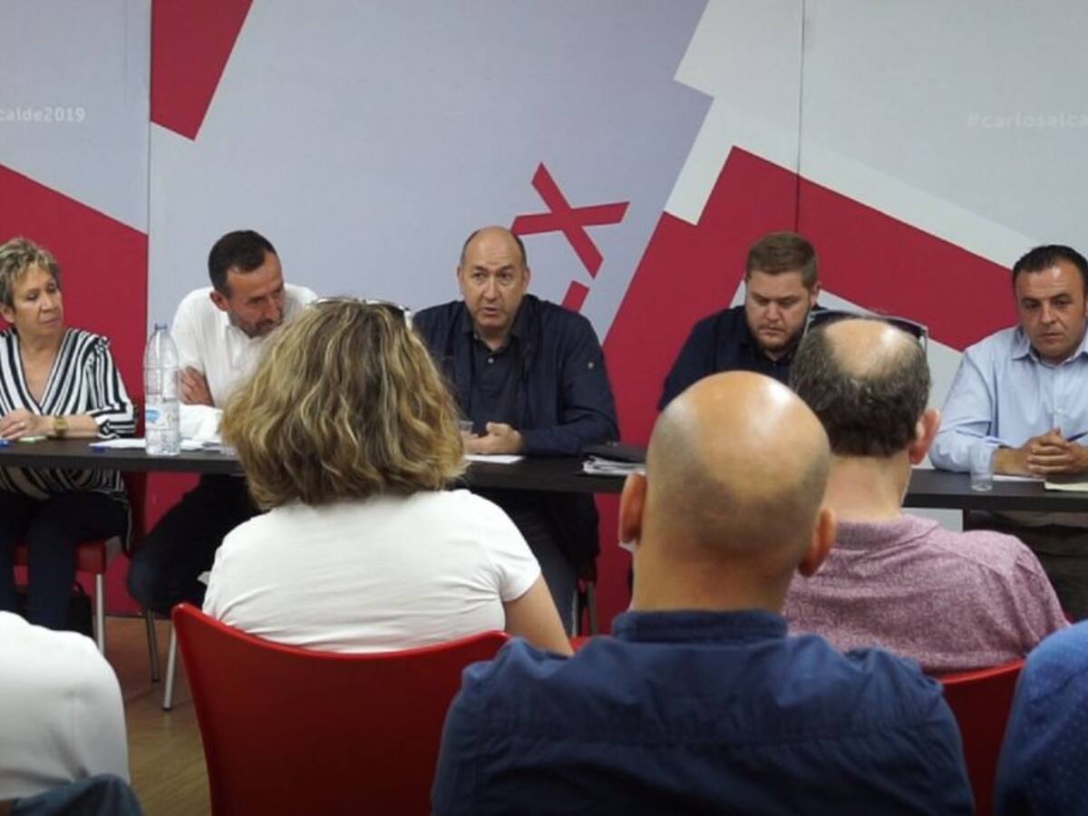 La Ejecutiva del PSOE crea una comisión para establecer contactos con formaciones políticas