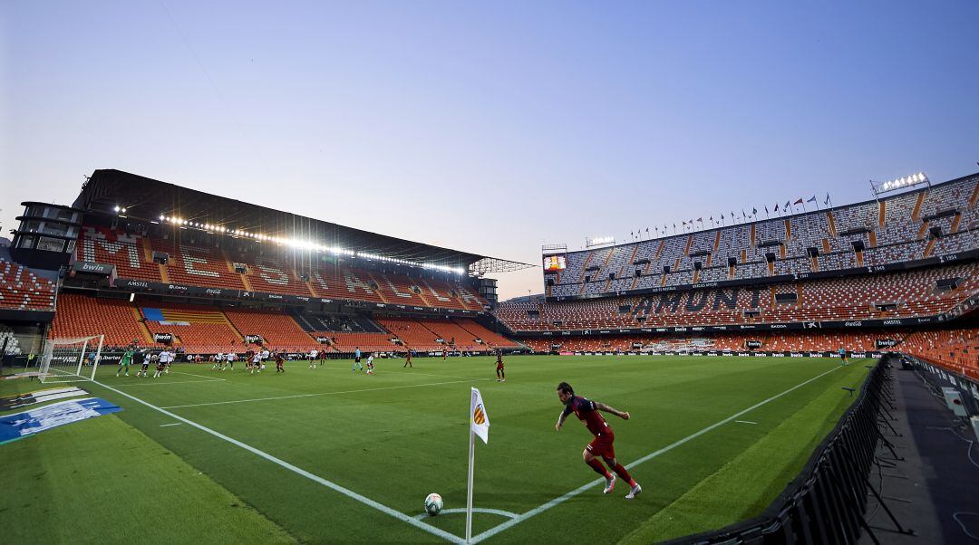 Imagen del partido de la temporada pasada entre Valencia y Osasuna