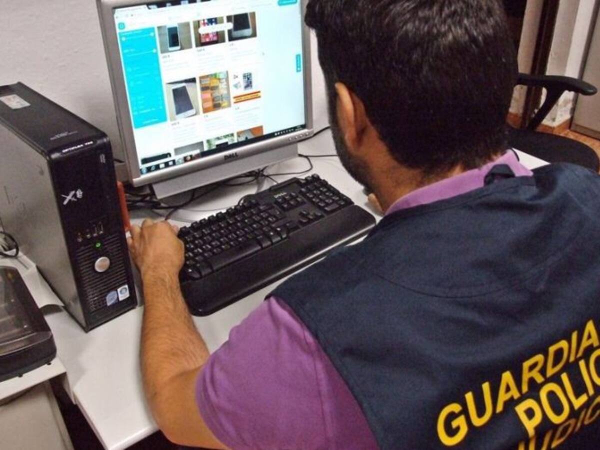 Desmantelado un grupo por estafas en la venta de móviles a compradores de Murcia y otras ocho provincias