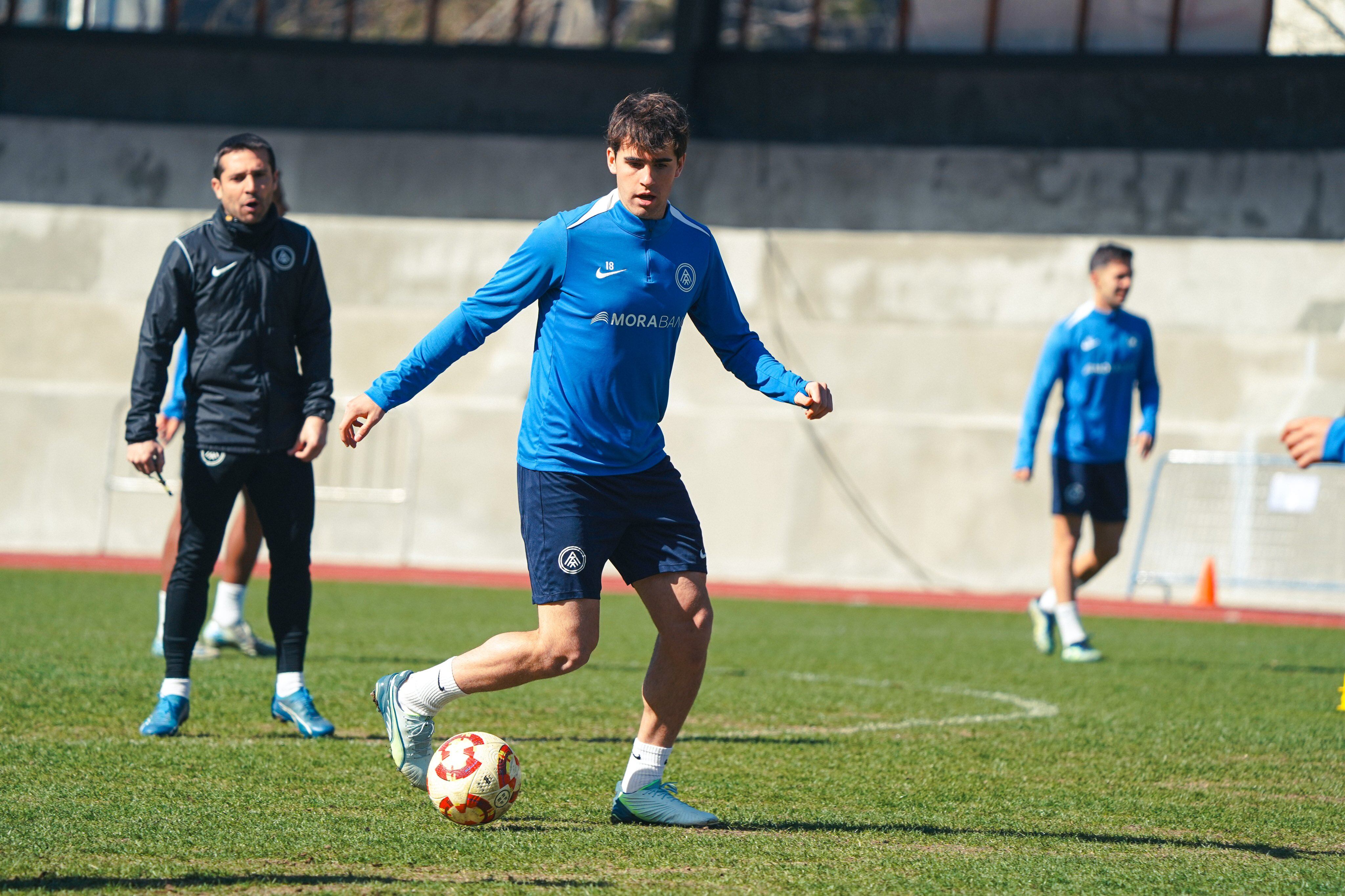 Entrenament de l'FC Andorra previ al partit de diumenge al Nacional